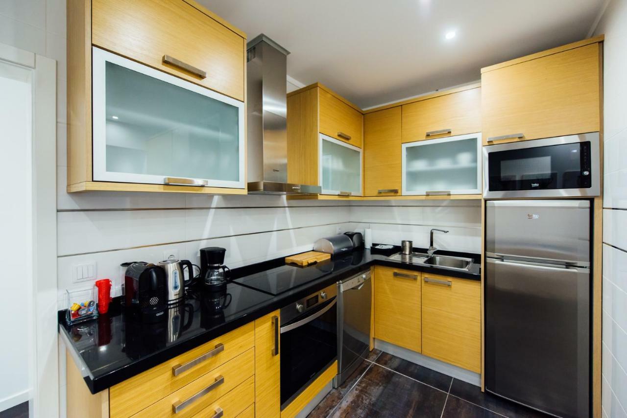 Apartament T4 Luis Nazaré